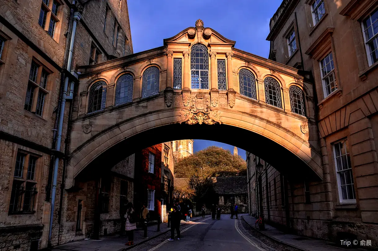 1_Bridge of Sighs