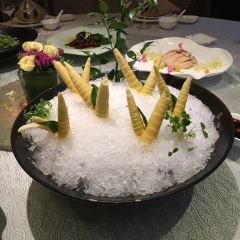 成隆行·颐丰花园(虹桥店) User Photo