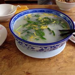 火烧房子菊花米线(兴盛路店) User Photo