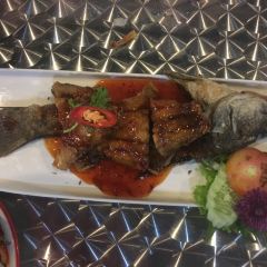 May & Zin Restaurant User Photo