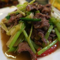 侗家小馆私房菜 User Photo