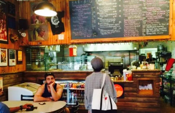 Ruthie's Bar-B-Q & Pizza