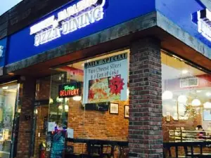 Previti Pizza & Papazzio Dining