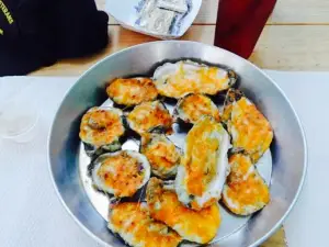 Shuckers Oyster House