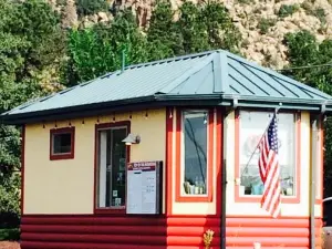 Top of the Mountain Gourmet Coffee and Milkshakes