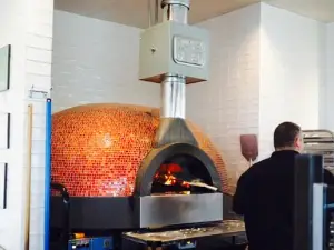 WoodGrain Neapolitan Pizzeria