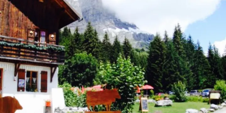 Refuge le Chatelet D'Ayeres