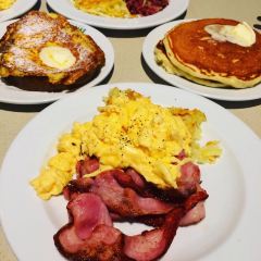 Drexel's Breakfast Restaurant 여행 사진