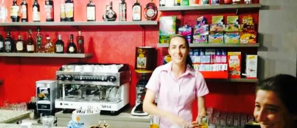 bar pizzeria trattoria universal