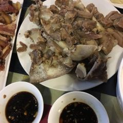 乌勒吉羊粪火自煮手扒肉饭店 User Photo