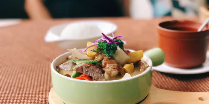 名典咖啡語茶(英德店)