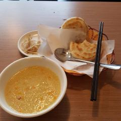 BaoDing LvRou Zhang (Huai Middle Road) 여행 사진