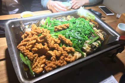 鱼美人炉火烤鱼(兰花城店)