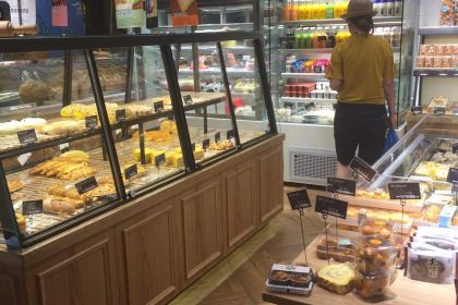 利鸣烘焙(桥下店)
