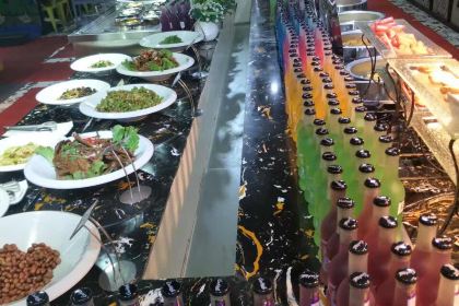 金谷一牛排烤肉自助餐厅