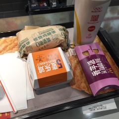McDonald's (jinanwankechengcanting) User Photo