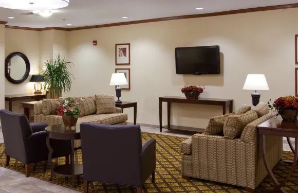 Candlewood Suites 邁諾特 by IHG