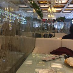 RI YUE SHENG YU JIA CAI User Photo