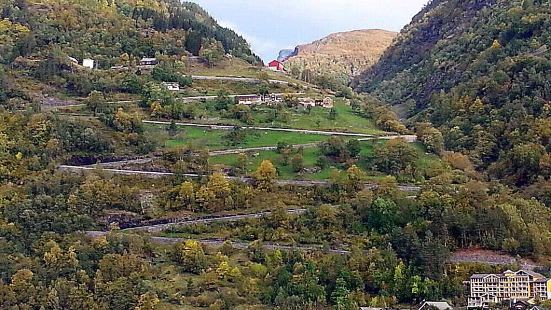 挪威的老鹰之路从Geiranger盖伦格到Andalsnes