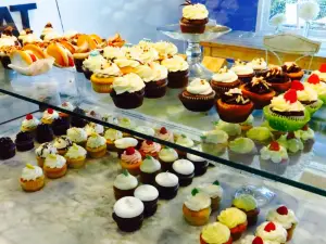 Lila & Sage Cake & Catering Co