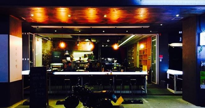 Cafe Moneel