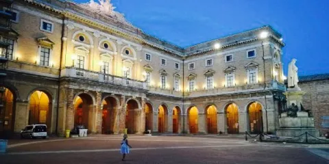 Caffe Piazza Leopardi