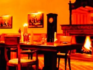 Come Prima Restaurant