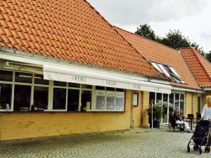 Lakeside - Restaurant