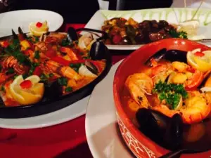 VIVO Tapas KITCHEN • LOUNGE