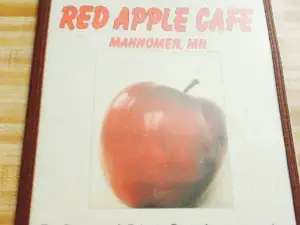 Red Apple Cafe