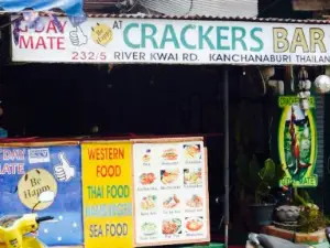 Crackers Bar