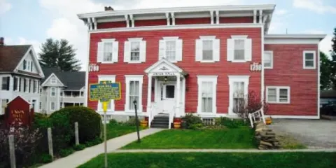 Union Hall Inn Restaurant