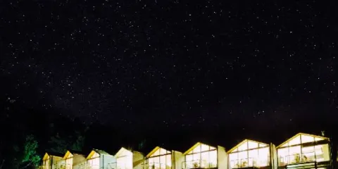 Pavement Restaurant at Lufra Hotel and Apartments