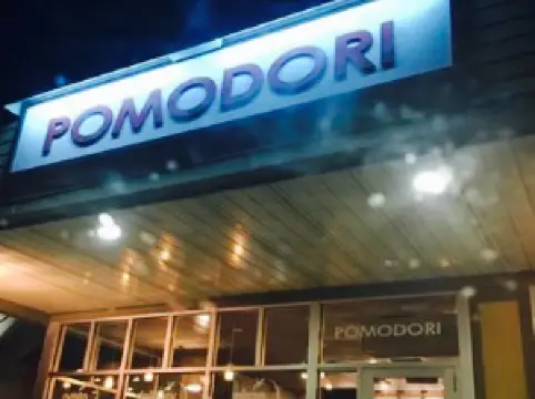 Pomodori Roast Beef & Pizzeria