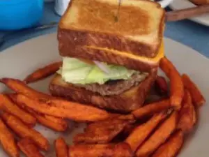 Dots Diner - River Ridge