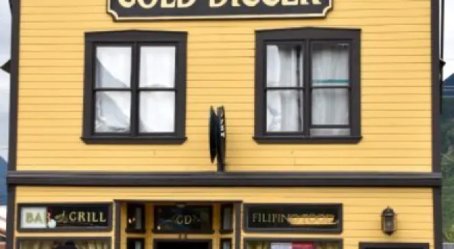 Gold Digger Mine and Dine