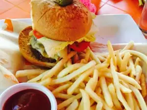 Venti's Cafe + Taphouse
