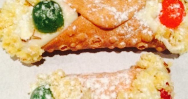 Cannoli World