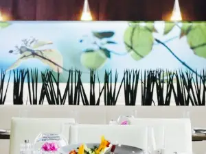 Bamboo Restaurant & Bar