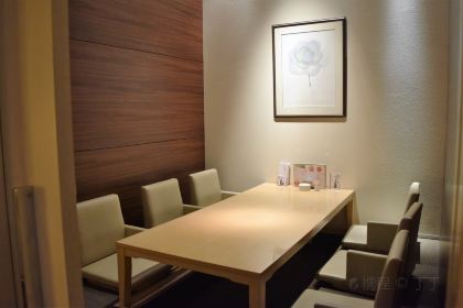 Uni Murakami Hakodate main store