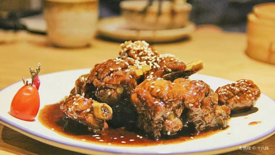 LEE'CUISINE·NEW SEASONS