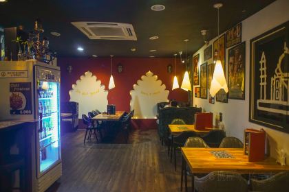 Bollywood Indian Restaurant & Bar