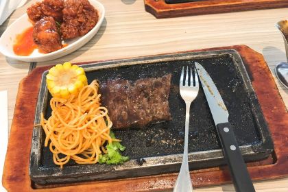 Pizza Hut (donglaijie)