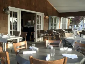 Boom Restaurant