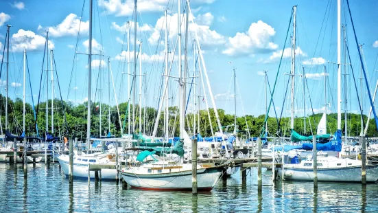 Sunset Cove at Maryland Marina