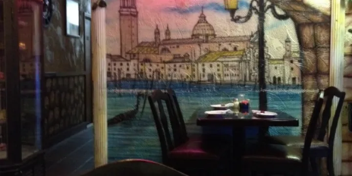 Joe's Italian Bistro