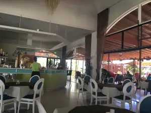 Dione Restaurant