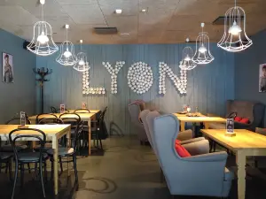 Lyon