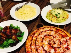 Emerald Beach Pizza & Pasta