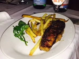 Frankie & Johnnie's Steakhouse